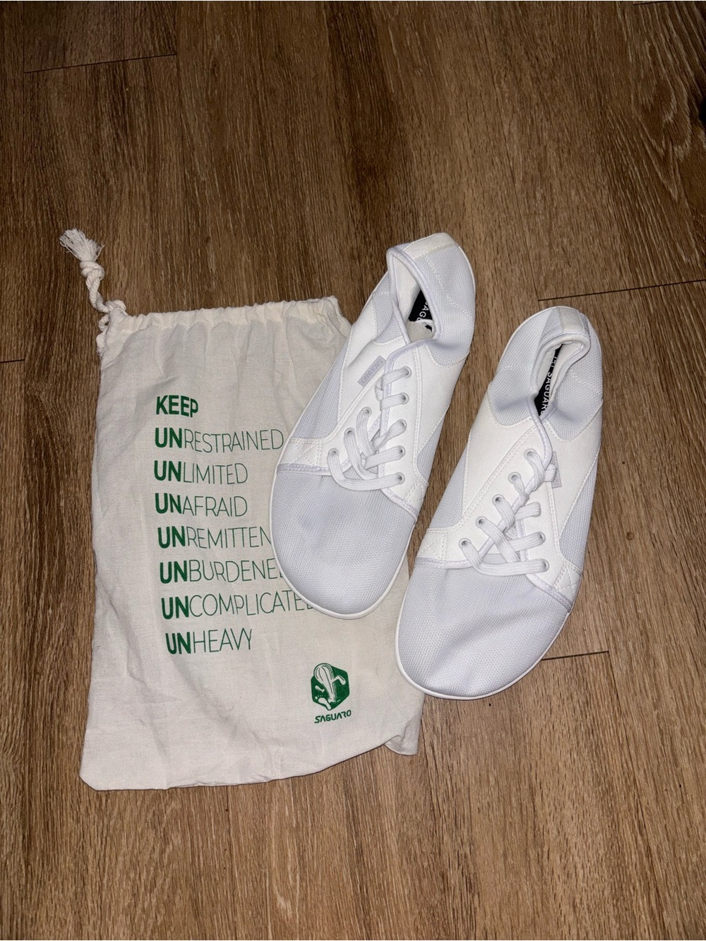 NWT SAGUARO Barefoot Minimalist Shoes White Wide Toe Sneakers EU 48 US 15 b25